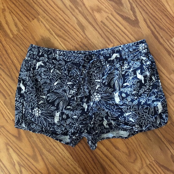 GAP Pants - GAP shorts